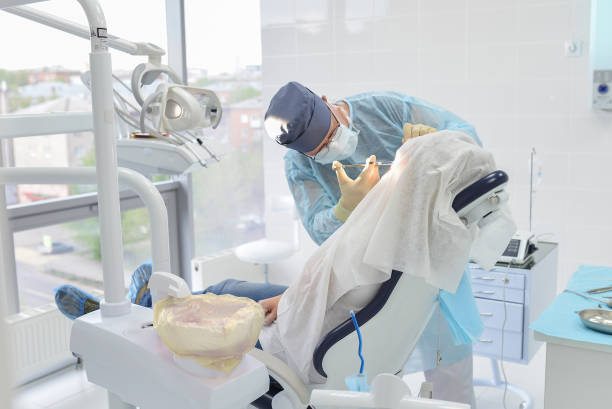 Best Emergency Tooth Extraction in Heartland, TX